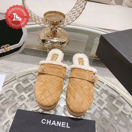 Chanel 21B Brown Suede Turnlock CC Logo Shearling Clog 35-41