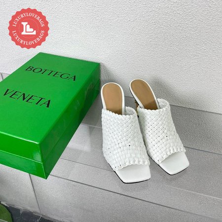 Bottega Veneta White Intrecciato Curve Heeled Sandals 34-41