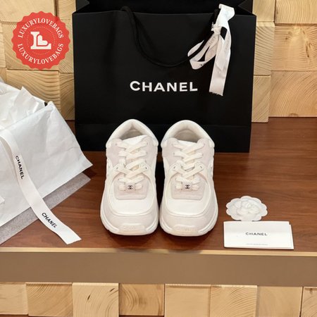 Women Chanel Trainers