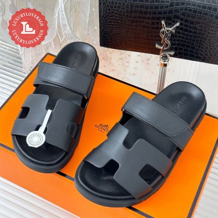 Hermes Chypre Sandal Noir Calfskin Leather