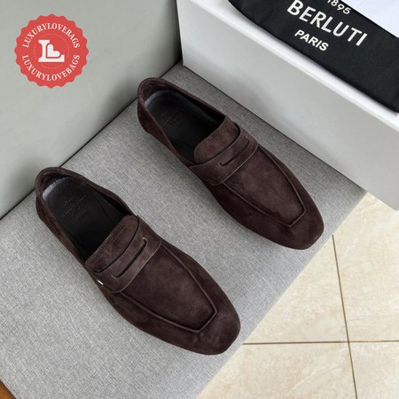 Berluti Lorenzo Drive Camoscio Leather Loafer