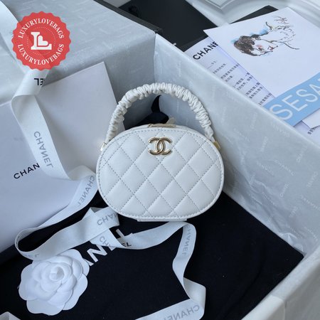 Chanel 22s AP2731