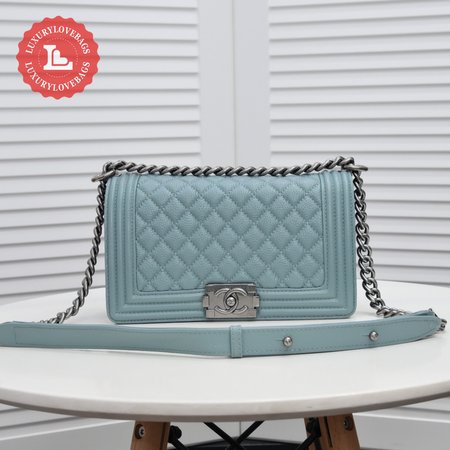 Chanel Boy 67086 Blue