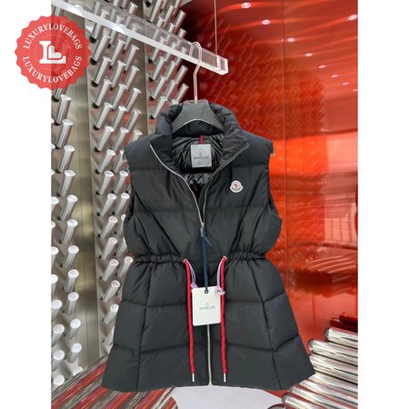 Moncler Gerardmer Down Vest In Black