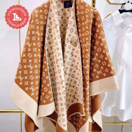 Embrace Letter Jacquard Shawl Scarf